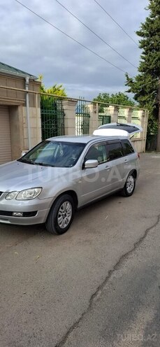 Mitsubishi Airtrek 2002, 429,432 km - 2.4 л - İsmayıllı