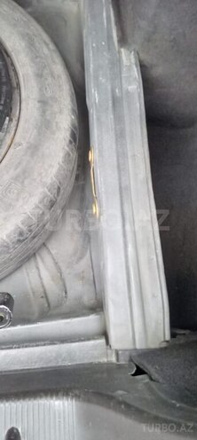 Mercedes E 220 d 2000, 327,500 km - 2.2 l - Saatlı