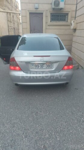 Mercedes E 280-7