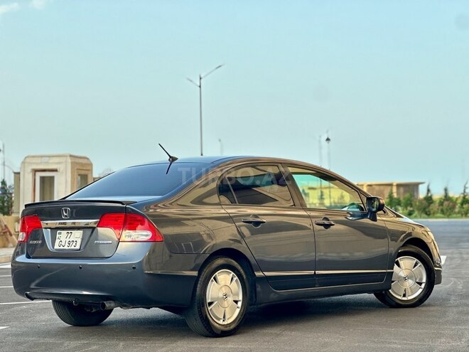 Honda Civic 2008, 325,421 km - 1.3 л - Sumqayıt