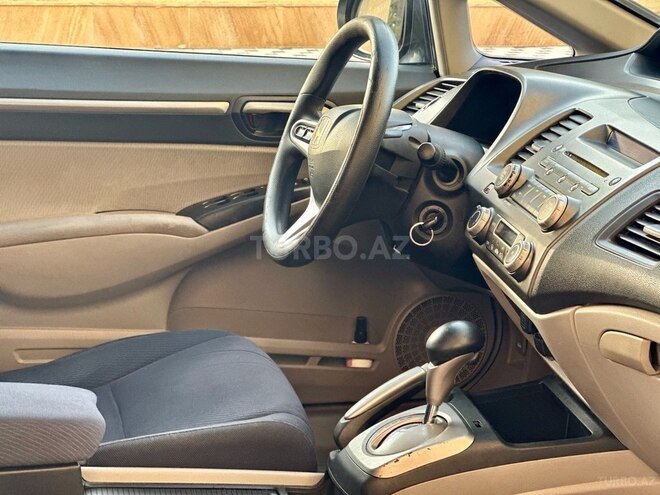 Honda Civic 2008, 325,421 km - 1.3 л - Sumqayıt