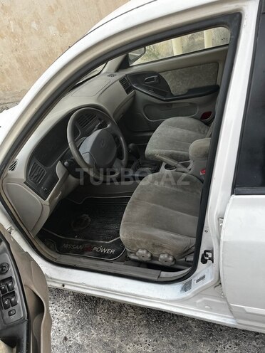 Hyundai Elantra 2001, 206,000 km - 2.0 l - Bakı
