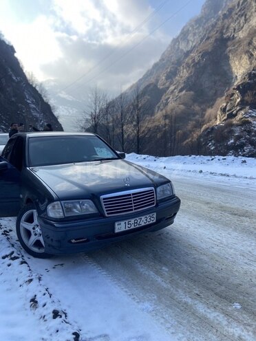 Mercedes C 240 1998, 280,000 km - 2.6 l - Cəlilabad
