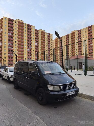 Mercedes V 220 2000, 420,000 km - 2.2 l - Sumqayıt