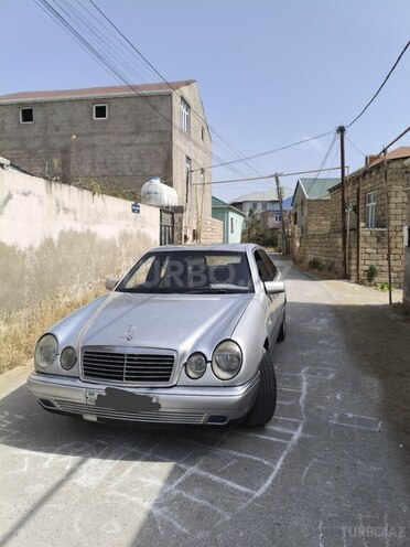 Mercedes E 230 1995, 375,000 km - 2.3 l - Bakı