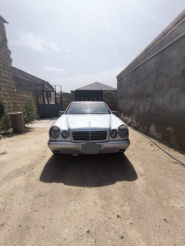 Mercedes E 230 1995, 375,000 km - 2.3 l - Bakı