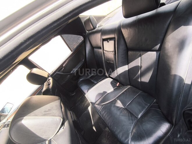 Mercedes E 230 1995, 375,000 km - 2.3 l - Bakı