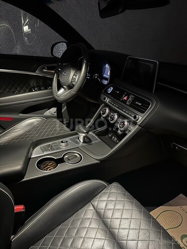 Genesis G70-10