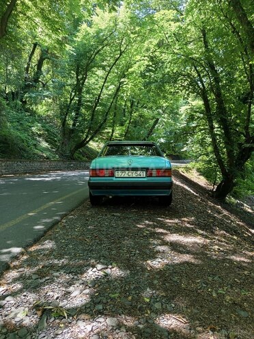 Mercedes 190 1992, 341,298 km - 1.8 l - Şəki