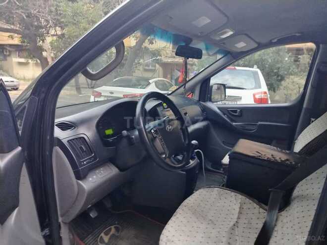 Hyundai H-1 2010, 320,000 km - 2.5 л - Bakı