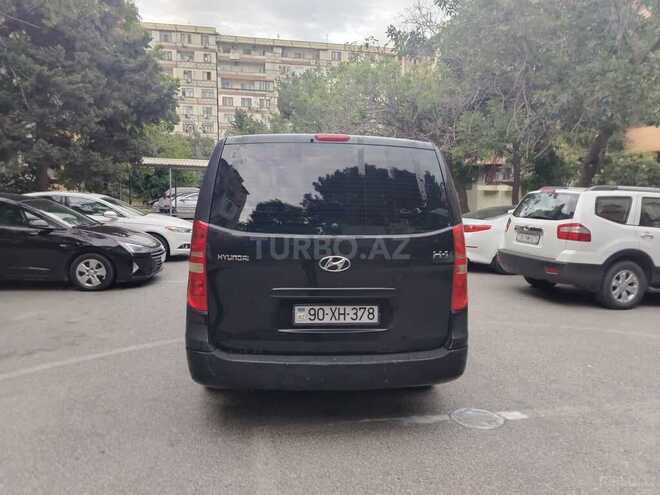 Hyundai H-1 2010, 320,000 km - 2.5 л - Bakı