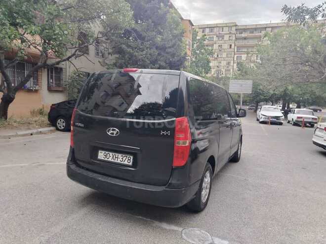 Hyundai H-1 2010, 320,000 km - 2.5 л - Bakı