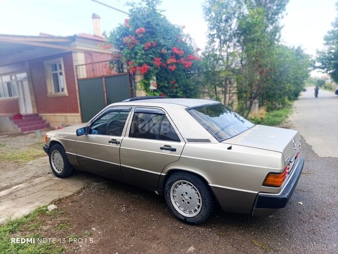 Mercedes 190 1990, 557,918 km - 2.0 л - Bakı