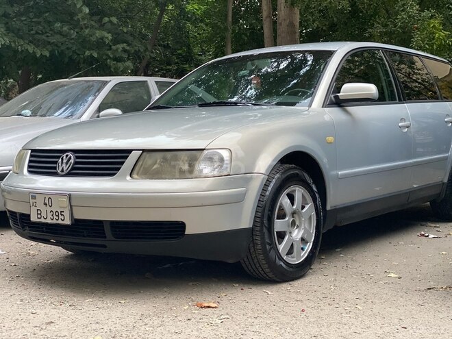 Volkswagen Passat 2000, 295,000 km - 1.8 l - Bakı