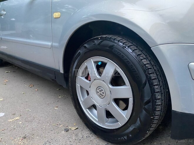 Volkswagen Passat 2000, 295,000 km - 1.8 l - Bakı
