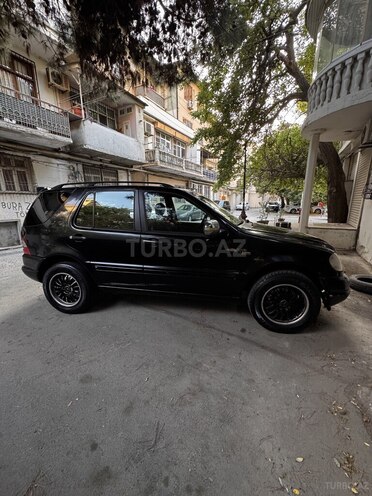Mercedes ML 320 4MATIC 1999, 200,000 km - 3.2 l - Bakı