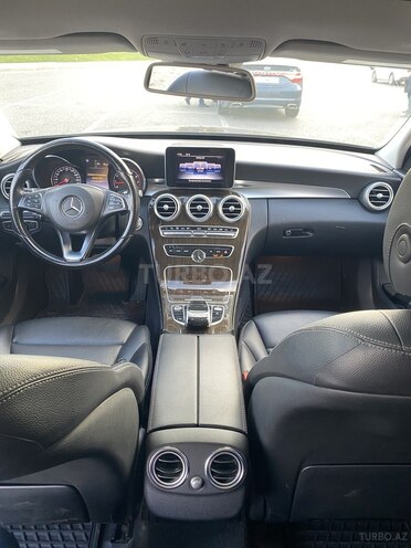 Mercedes C 300-10