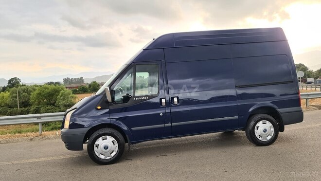 Ford Transit 2008, 186,000 km - 2.4 л - Astara
