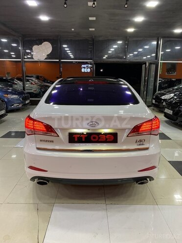 Hyundai i40-8
