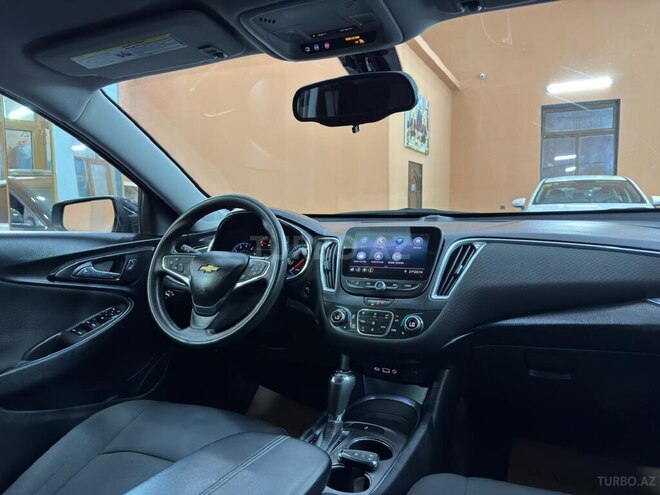 Chevrolet Malibu-17