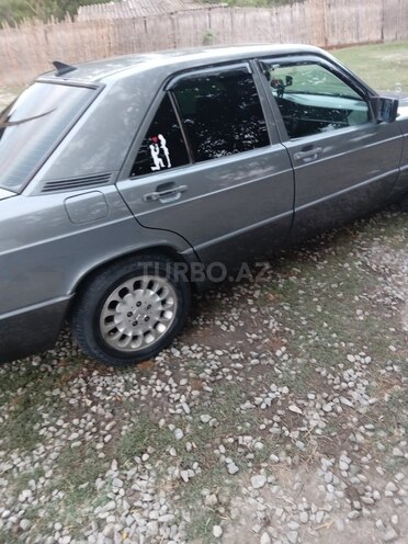Mercedes 190 1989, 300,011 km - 2.0 л - Göyçay