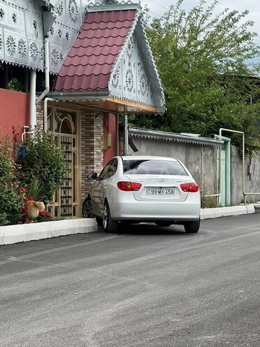 Hyundai Elantra 2009, 300,000 km - 1.6 l - Bakı