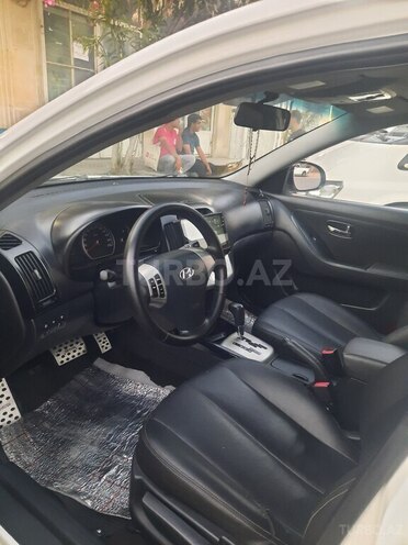 Hyundai Elantra 2009, 300,000 km - 1.6 l - Bakı