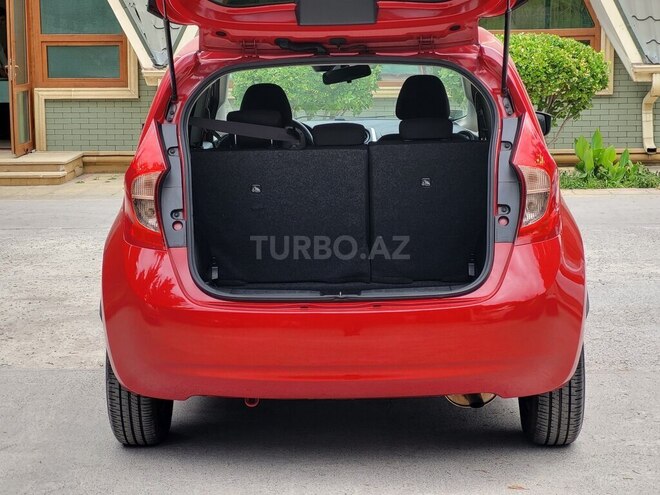 Nissan Note-5