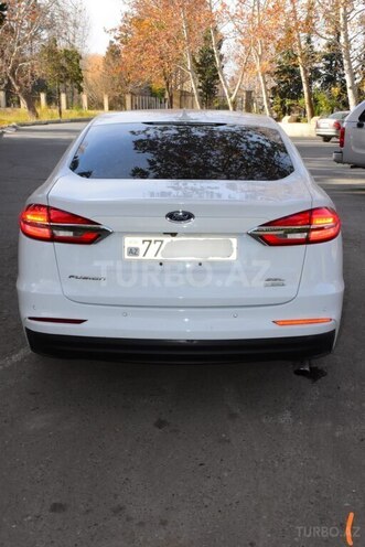 Ford Fusion 2019, 135,000 km - 1.5 l - Yevlax