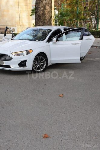 Ford Fusion 2019, 135,000 km - 1.5 l - Yevlax