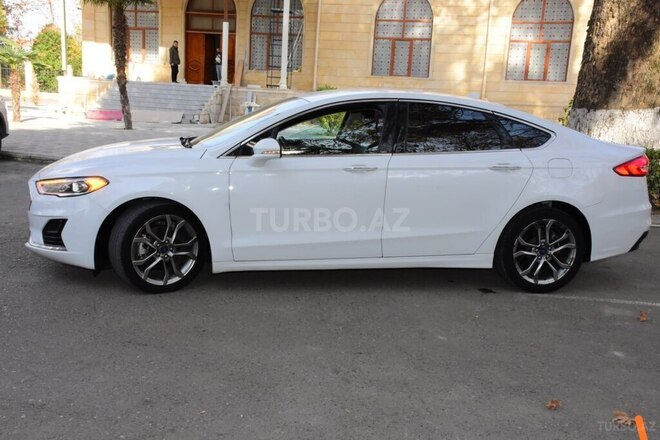Ford Fusion 2019, 135,000 km - 1.5 l - Yevlax