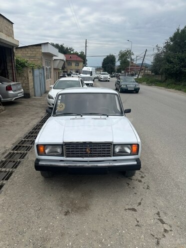 LADA (VAZ) 2107 2007, 85,285 km - 1.6 l - Quba