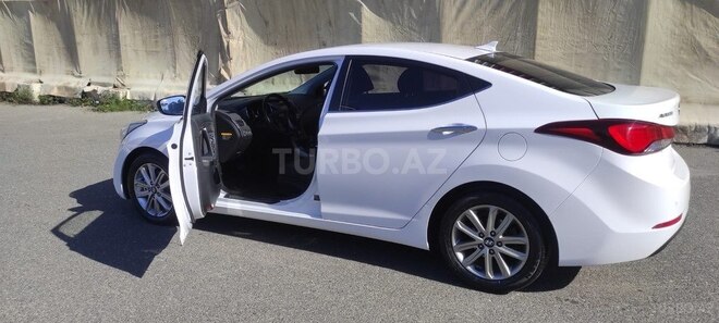 Hyundai Avante 2014, 126,000 km - 1.6 л - Bakı