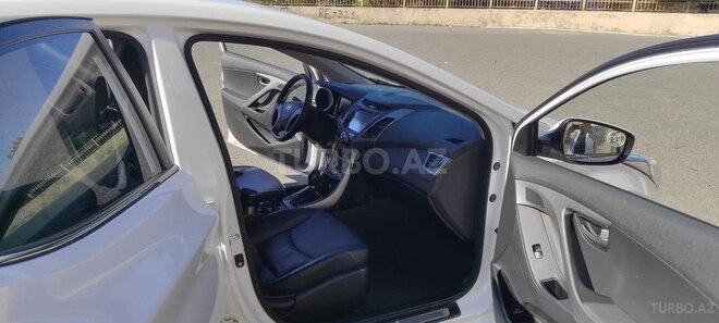 Hyundai Avante 2014, 126,000 km - 1.6 л - Bakı