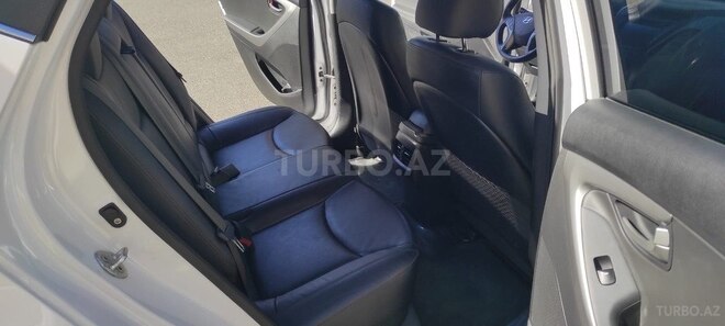 Hyundai Avante 2014, 126,000 km - 1.6 л - Bakı