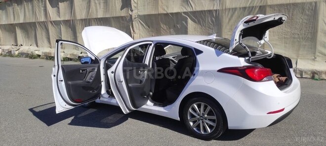 Hyundai Avante 2014, 126,000 km - 1.6 л - Bakı