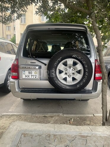 Mitsubishi Pajero 2004, 350,000 km - 3.0 л - Bakı