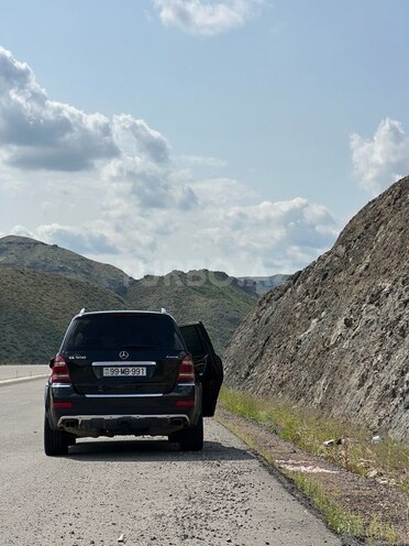Mercedes GL 550-14