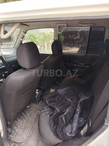 Mitsubishi Pajero io 2000, 258,749 km - 2.0 л - Quba