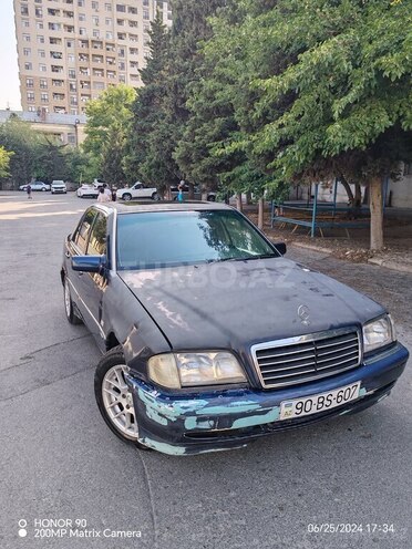 Mercedes C 220 1995, 60,000 km - 2.2 л - Bakı