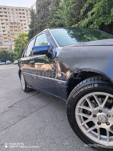 Mercedes C 220 1995, 60,000 km - 2.2 л - Bakı