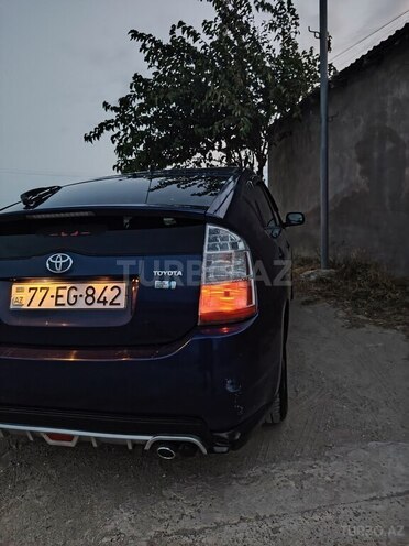 Toyota Prius-11