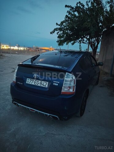 Toyota Prius-10