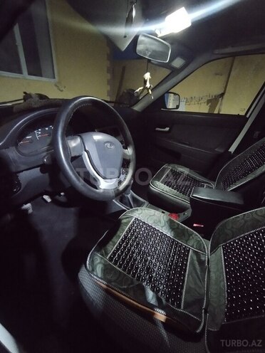 LADA (VAZ) Priora 2012, 240,000 km - 1.6 l - Şabran