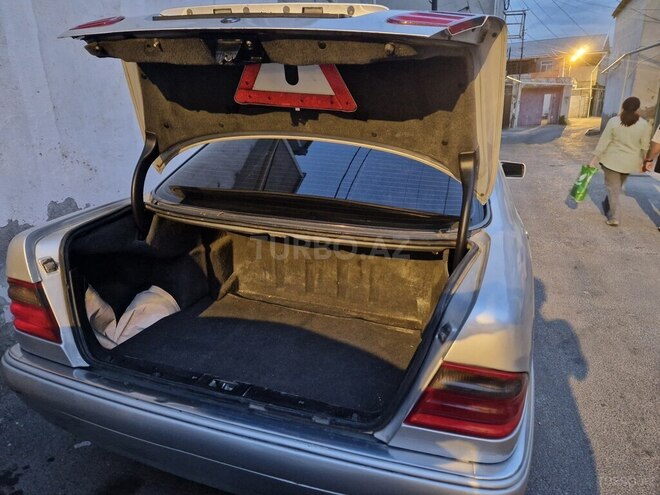 Mercedes E 230 1995, 480,000 km - 2.3 l - Bakı