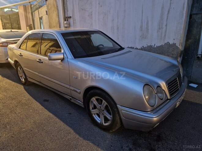 Mercedes E 230 1995, 480,000 km - 2.3 l - Bakı
