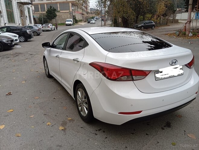 Hyundai Elantra 2015, 195,000 km - 1.6 l - Bakı