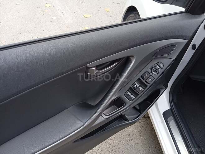 Hyundai Elantra 2015, 195,000 km - 1.6 l - Bakı
