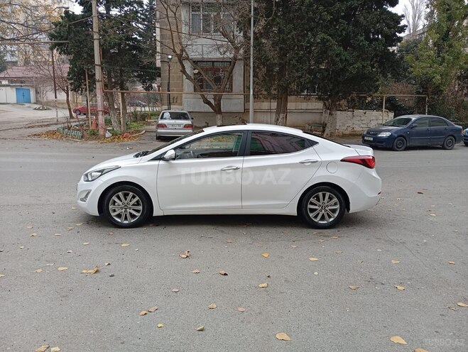 Hyundai Elantra 2015, 195,000 km - 1.6 l - Bakı