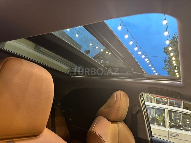 Toyota Camry-5